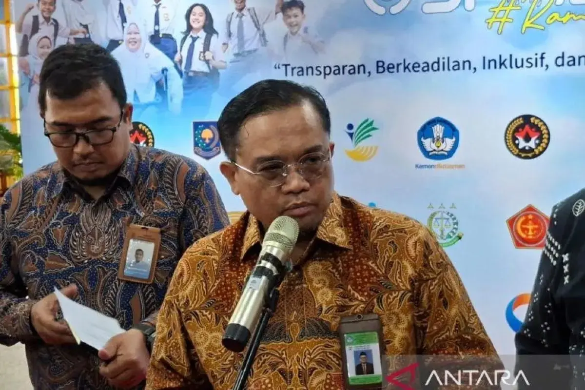 govt-gave-its-full-support-for-the-13-year-compulsory-education-program
