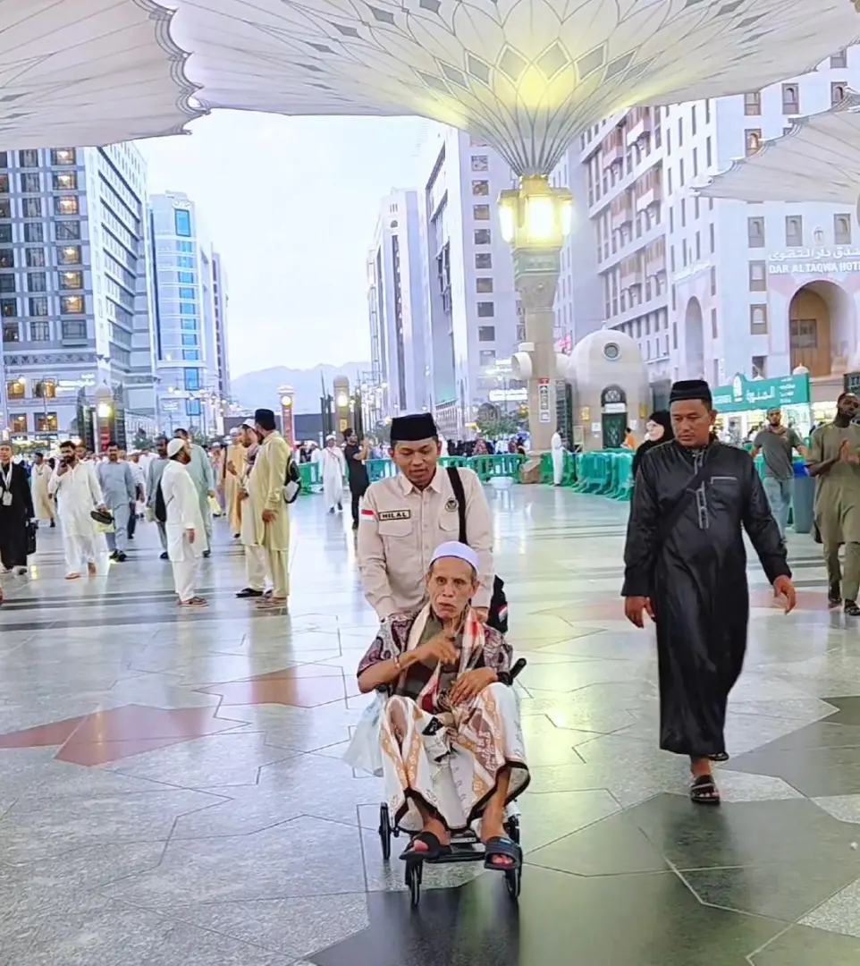 from-south-sulawesi-to-mecca-meet-the-cop-protecting-indonesian-pilgrims