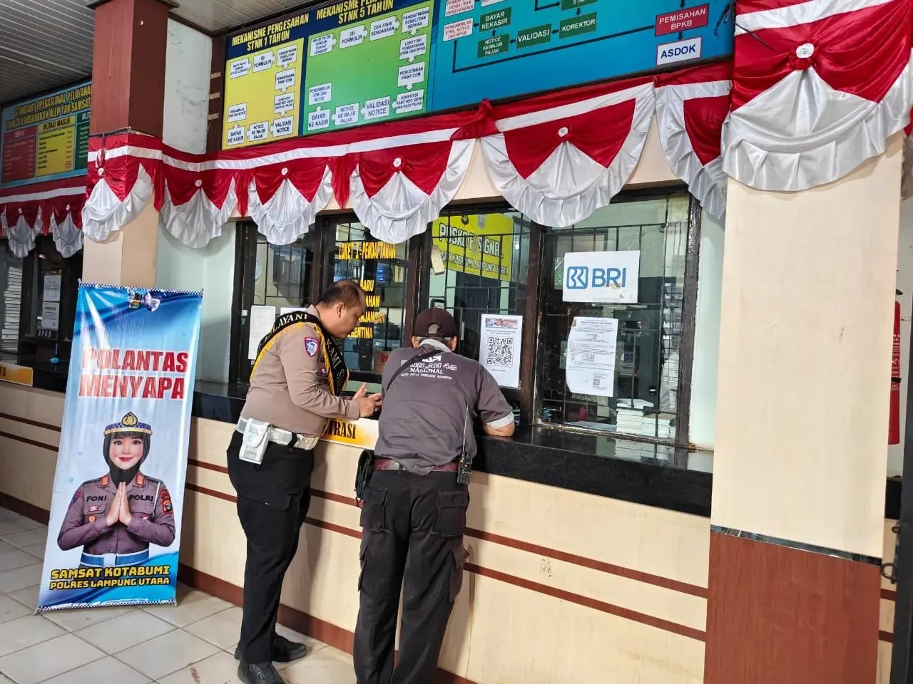 police-introduce-e-signal-in-lampung-to-provide-easy-payment-for-taxpayers