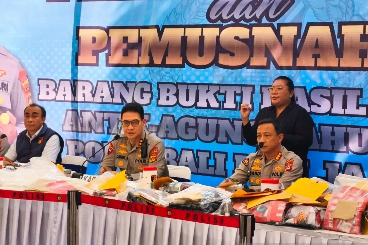 authorities-thwarts-mephedrone-smuggling-in-ngurah-rai-airport-from-ukraine