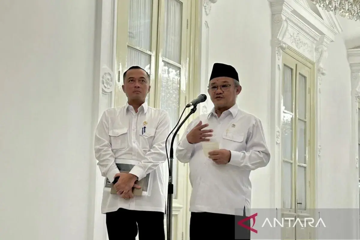 prabowo-instructs-the-evaluation-of-books-for-schools