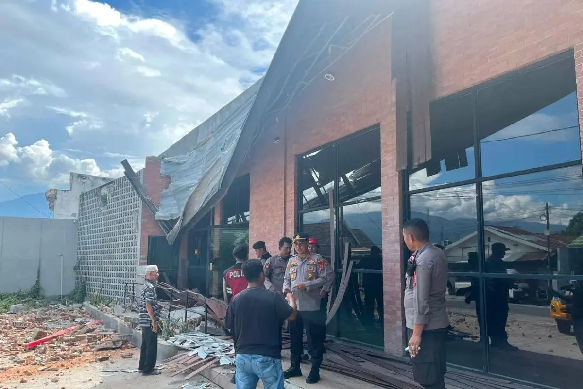 central-sulawesi-police-intensify-security-patrols-following-magnitude-67-earthquake