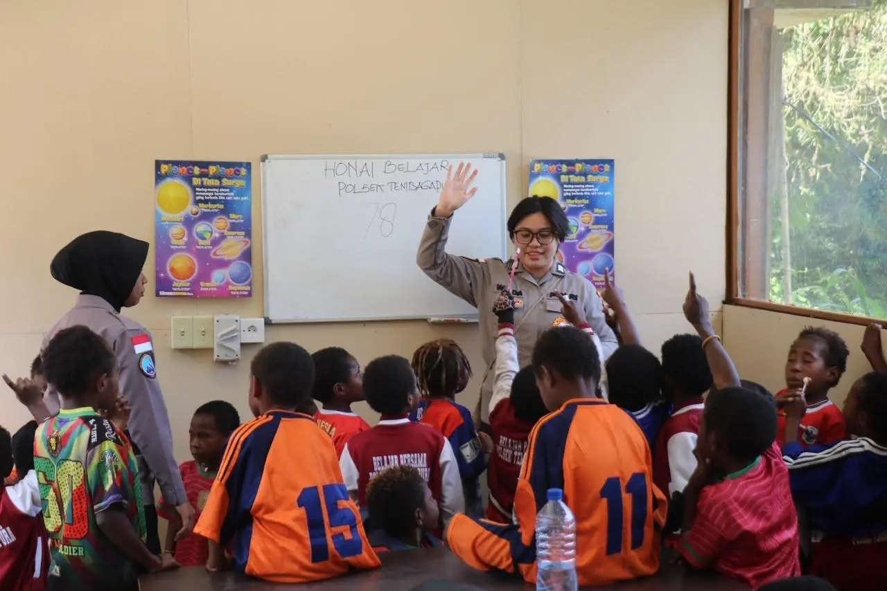 damai-cartenz-task-force-brings-science-learning-to-papua-children