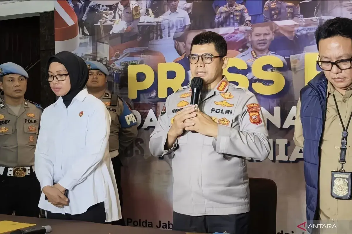 police-opens-up-the-possibility-of-other-victims-of-taufik-hidayat-abuse