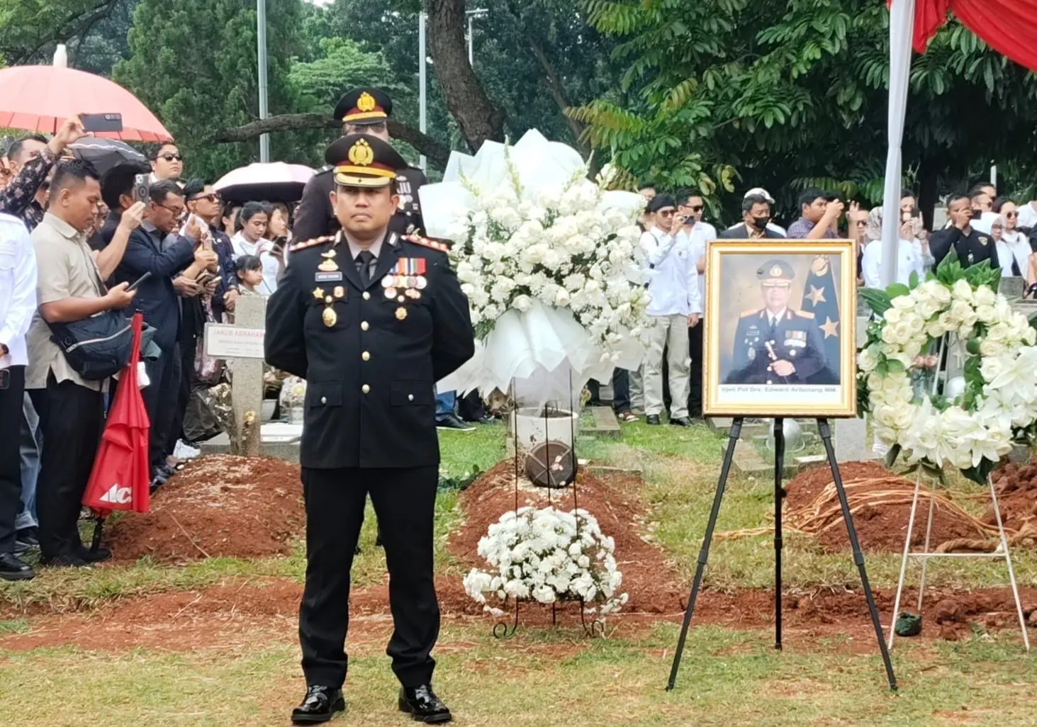 behind-the-scenes-inside-the-silent-guardians-of-police-funeral-honors