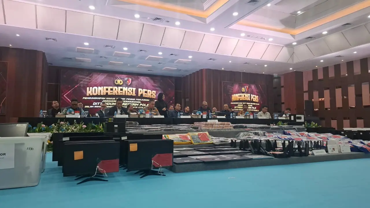 287-foreigners-and-four-indonesians-named-as-suspect-in-hayam-wuruk-online-gambling-case