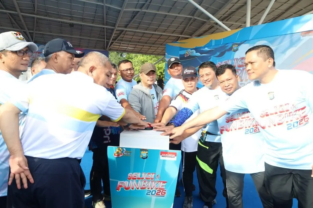 riau-islands-police-distribute-1000-food-packages-for-bhayangkara-day