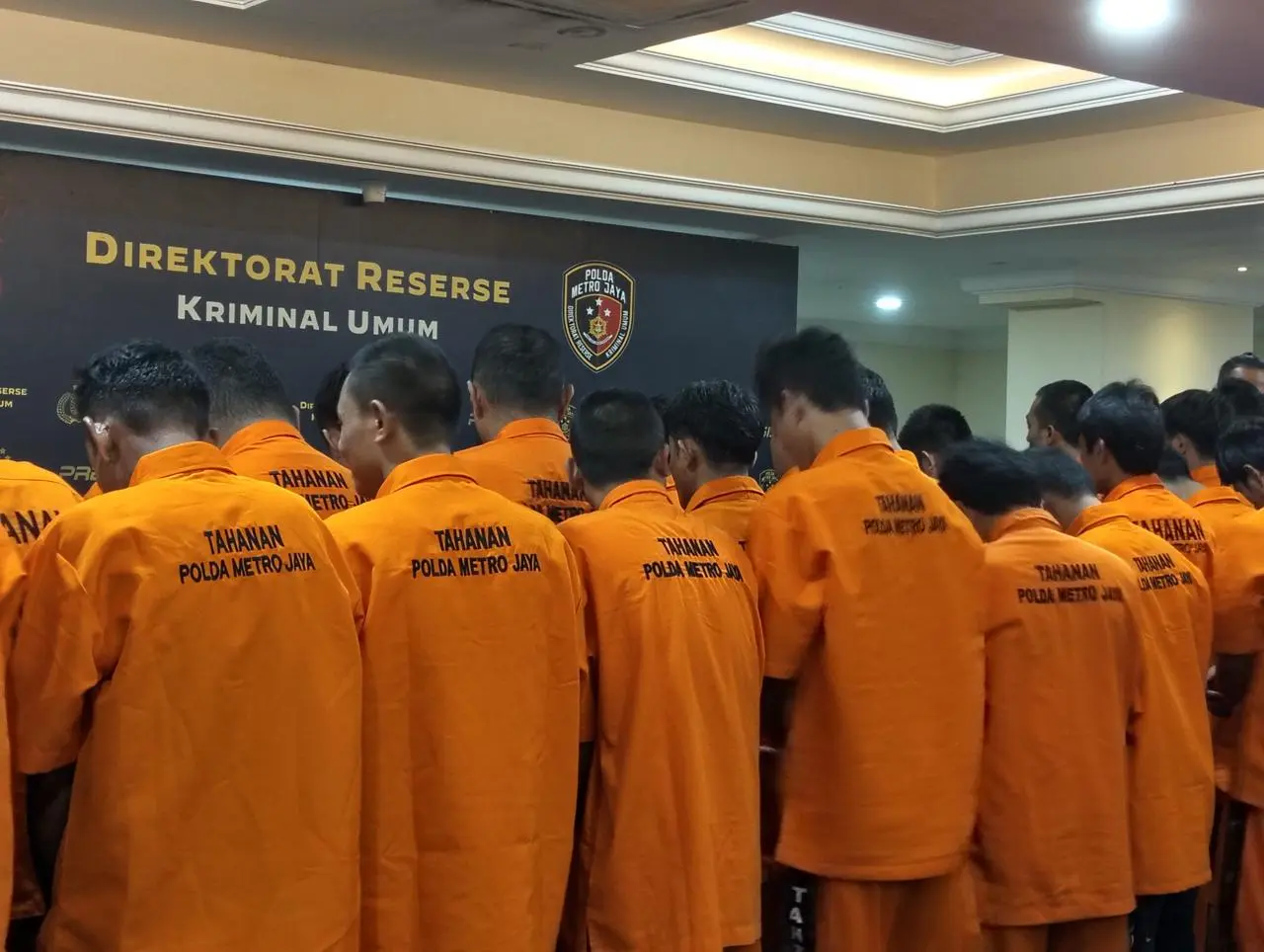 2216-3c-crimes-uncovered-by-police-in-six-months-in-jakarta