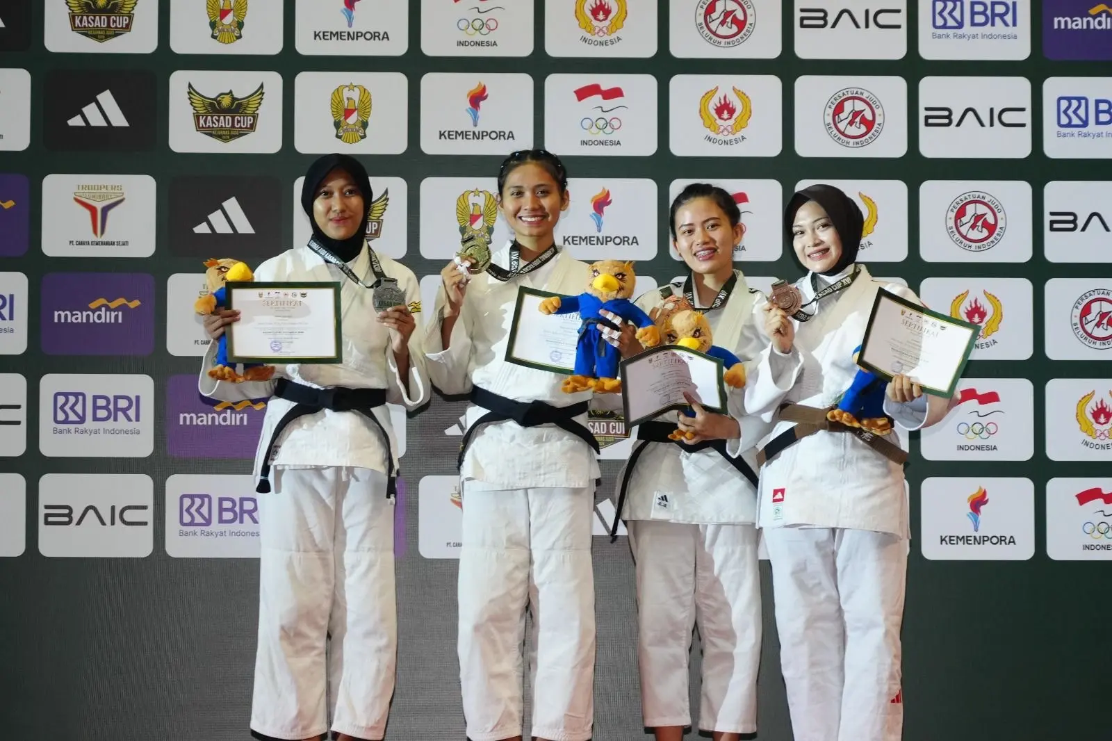 bengkulu-female-officer-wins-bronze-at-2026-kasad-cup-xvi-national-judo-championship