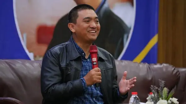 former-kpk-investigators-urges-inp-to-catch-the-intellectual-actors-behind-the-coal-supply-corruption-case