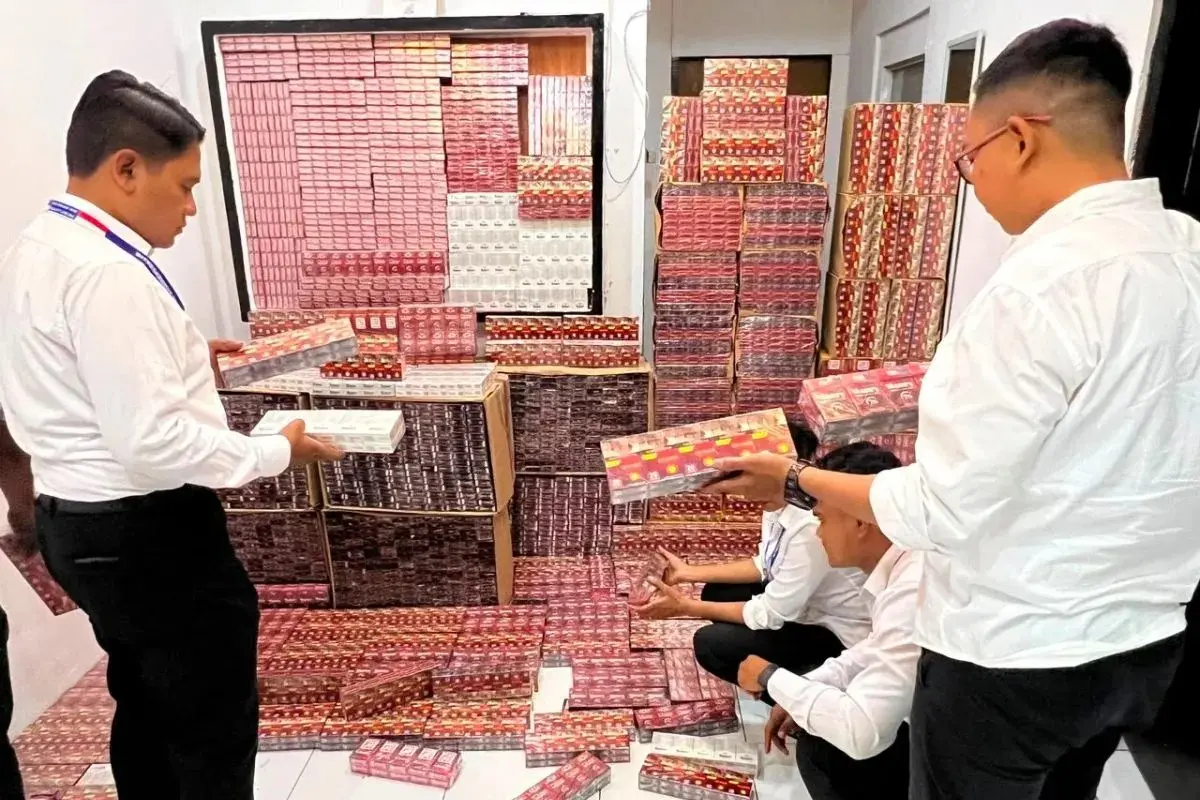 9721-illegal-cigarettes-seized-by-police-in-ntt