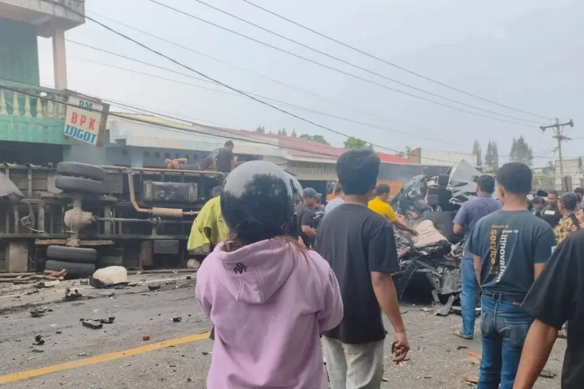 medan-police-detain-driver-following-deadly-multi-vehicle-crash-in-sibolangit-north-sumatra