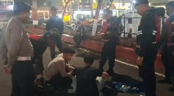 cianjur-police-arrest-youth-for-dangerous-motorcycle-freestyle-stunt