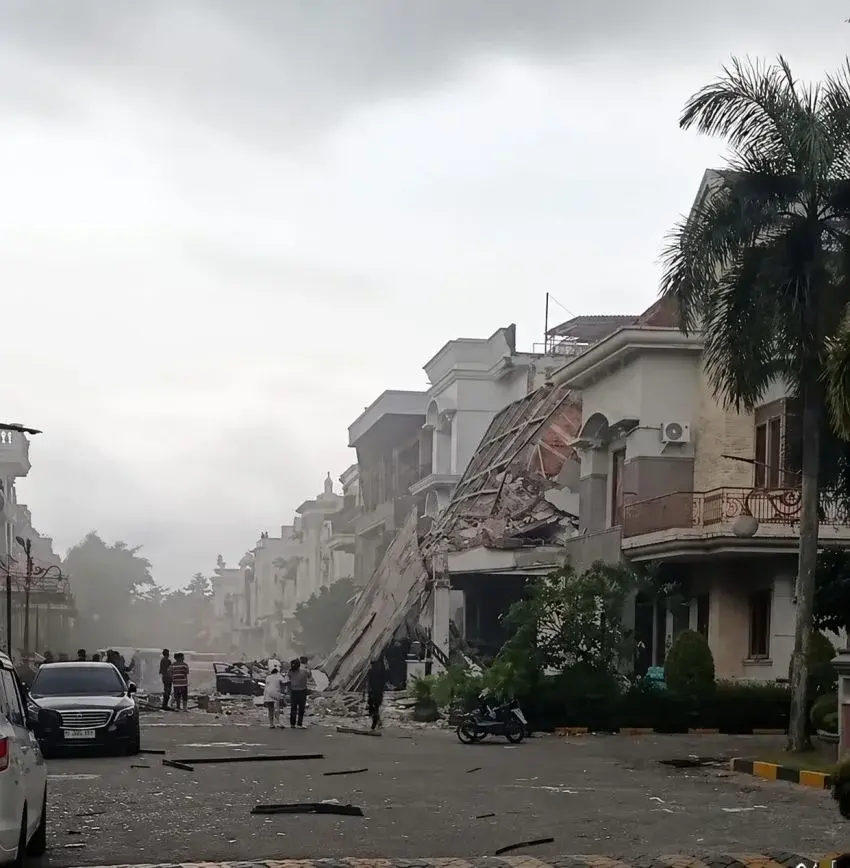 a-house-explode-in-medan-polonia-damages-five-houses