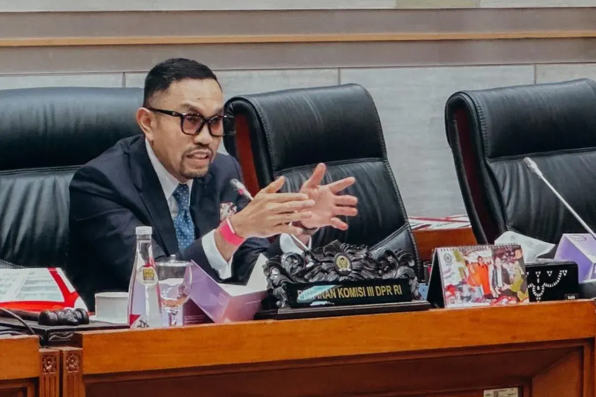 tni-inp-must-be-loyal-solely-to-the-president-dpr