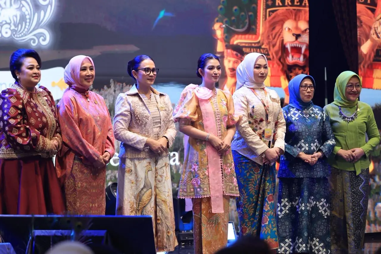 selvi-gibran-rakabuming-officially-opens-the-2026-bhayangkari-nusantara-creative-bazaar