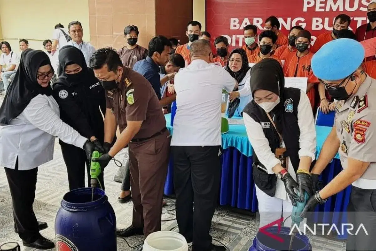 drugs-worth-of-idr-796-billion-destroyed-by-south-sumatra-regional-police