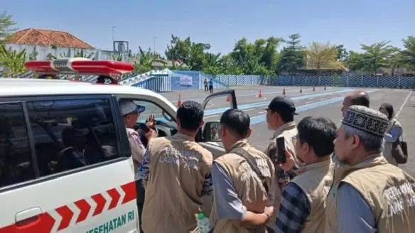pati-police-traffic-unit-conducts-safety-driving-training-for-ambulance-drivers