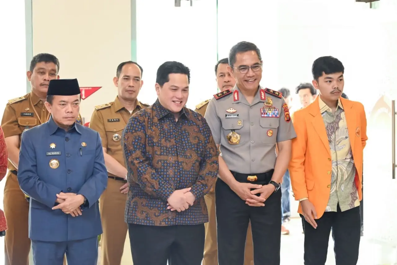 jambi-police-chief-attends-19th-bem-si-national-congress-at-universitas-jambi
