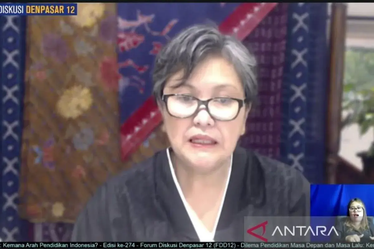 creative-economy-as-indonesias-solutions-in-facing-global-challenges