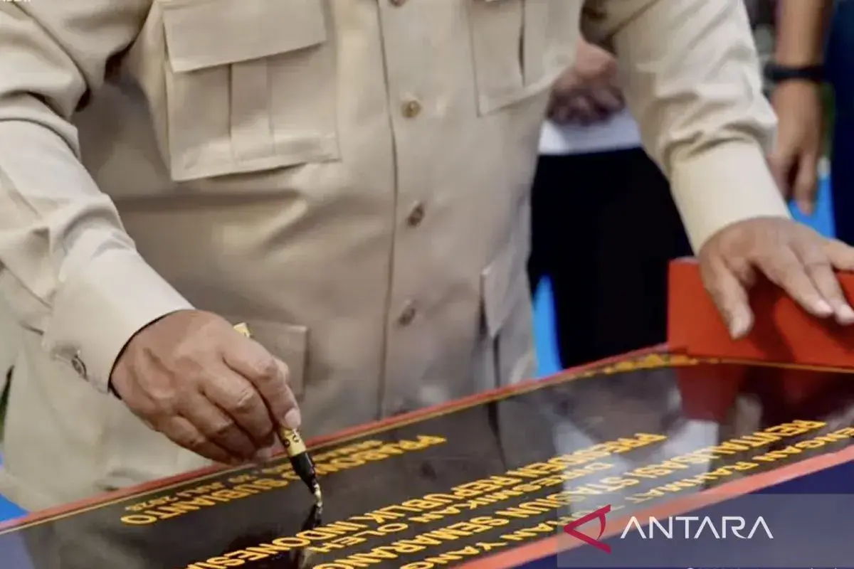 president-prabowo-inaugurates-the-revitalization-of-semarang-tawang-train-station