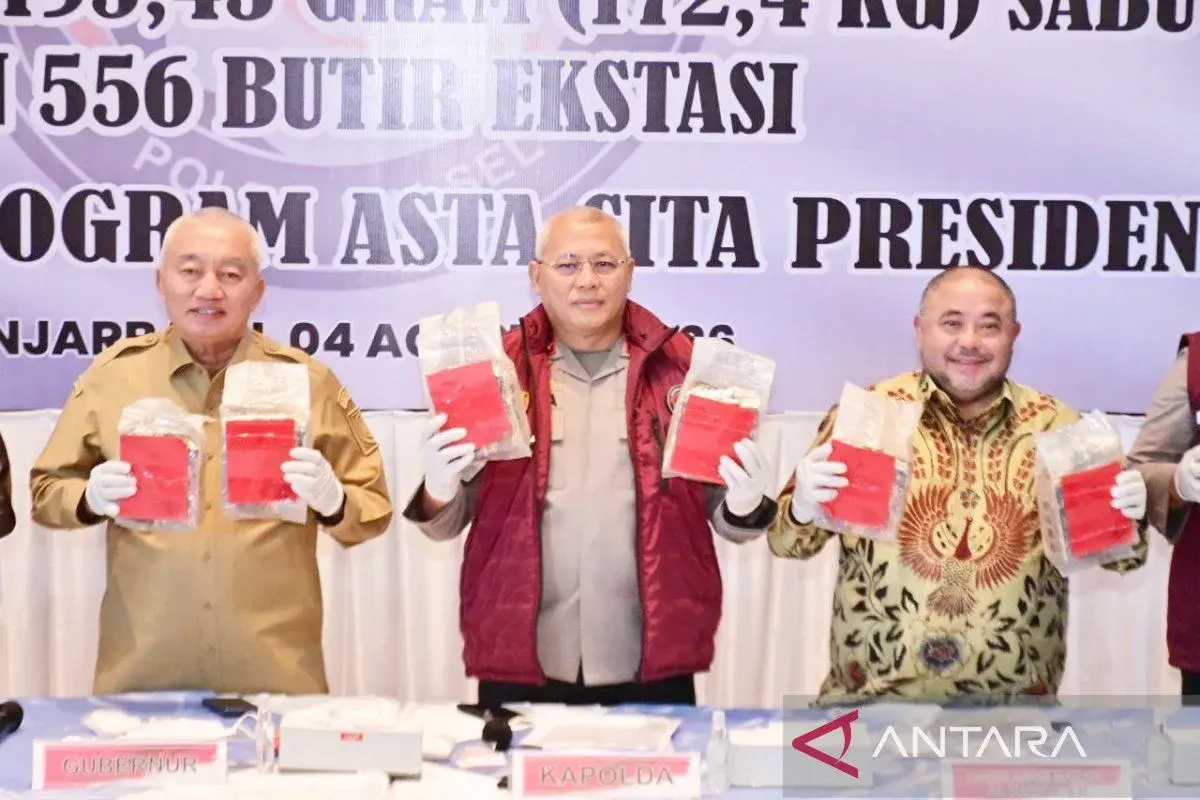 south-kalimantan-regional-police-arrest-two-fredy-pratamas-drug-network-members