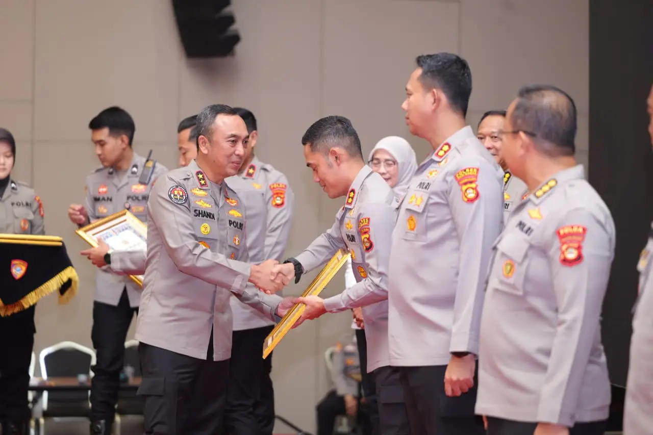 south-sumatra-police-chief-awards-wbk-and-prime-public-service-honors