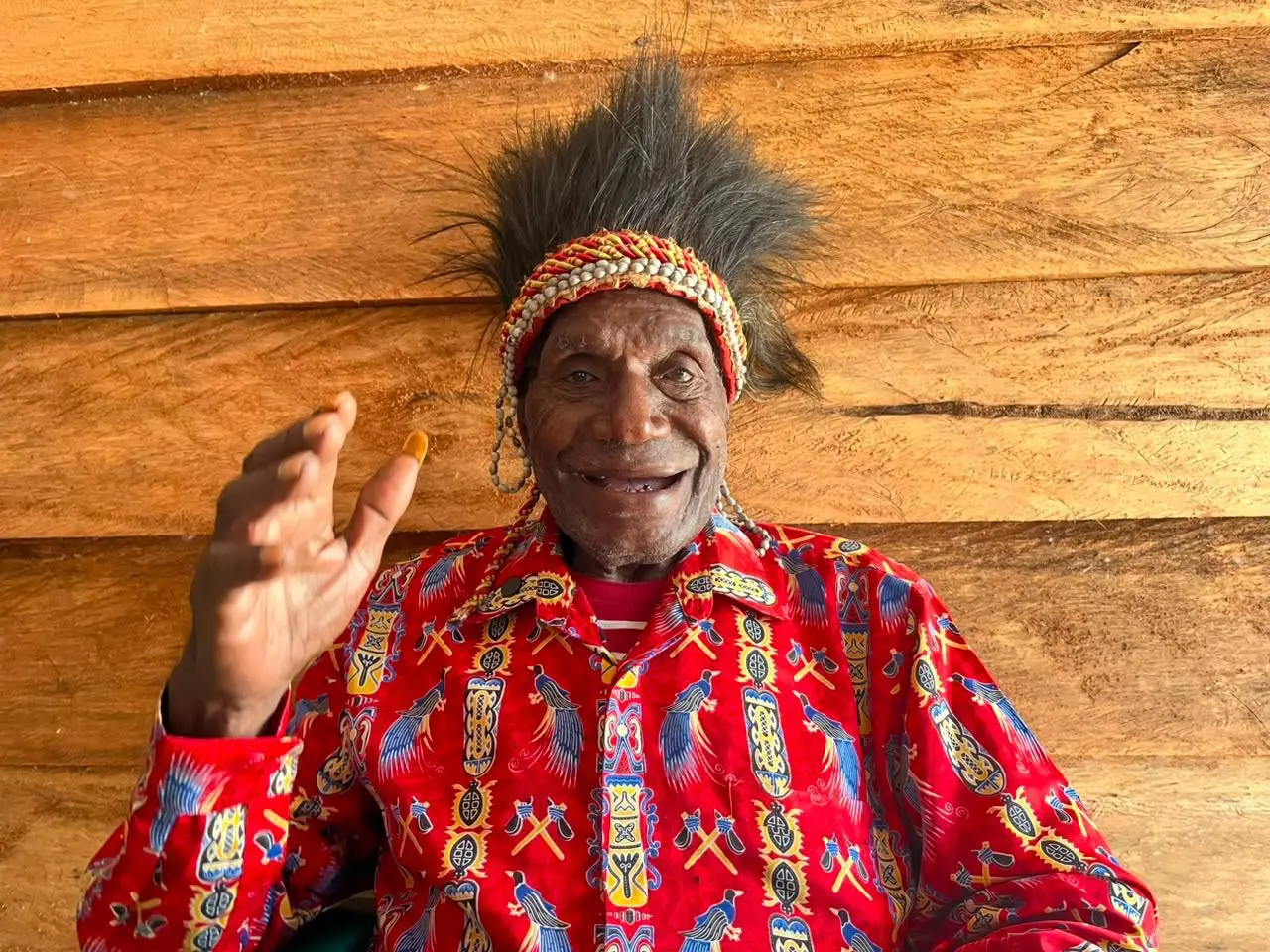 kamoro-tribal-leader-condemns-civilian-shooting-in-jayawijaya-urges-peace
