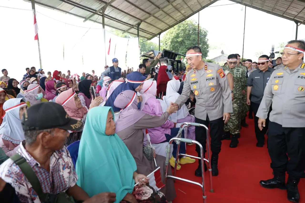 south-sumatra-police-host-social-and-health-services-in-banyuasin