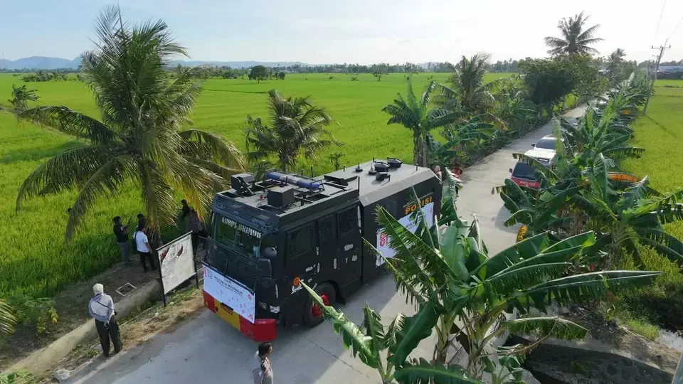 south-sulawesi-police-deploy-water-cannons-to-save-drought-hit-sidrap-crops