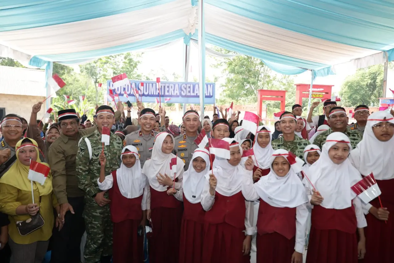 south-sumatra-police-build-81-bridges-for-indonesias-independence-day