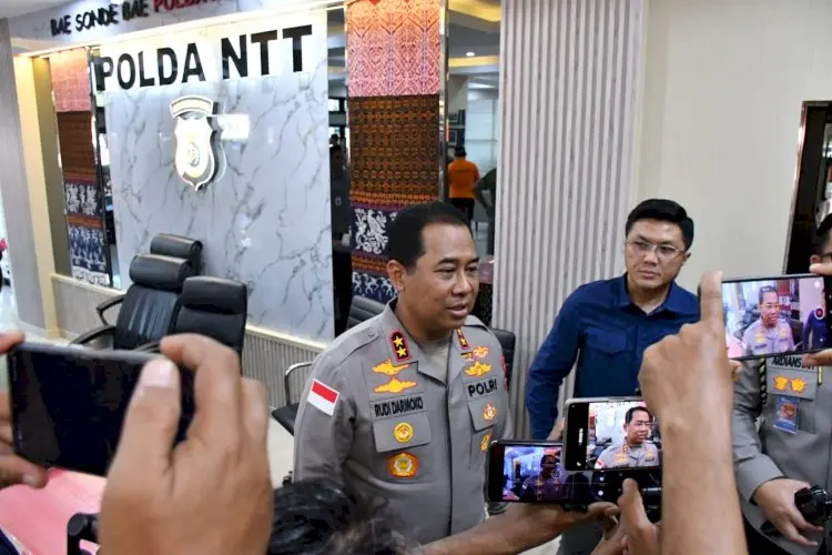east-nusa-tenggara-police-chief-deploys-integrated-task-force-for-nagekeo-earthquake-relief