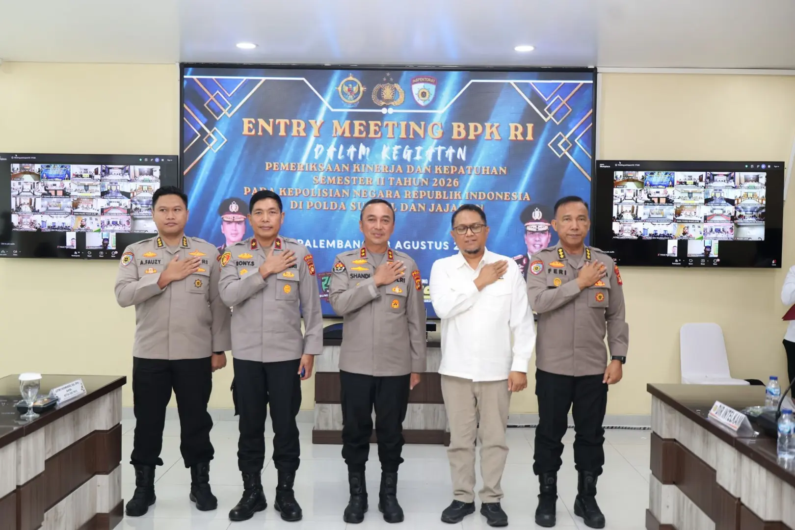 south-sumatra-police-chief-stresses-transparency-at-bpk-entry-meeting