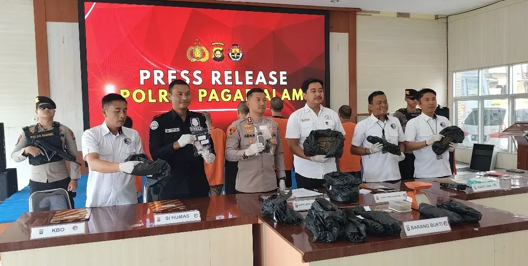 2714-grams-of-meth-and-23-kg-of-weed-secured-in-a-drug-bust-at-pagar-alam-city