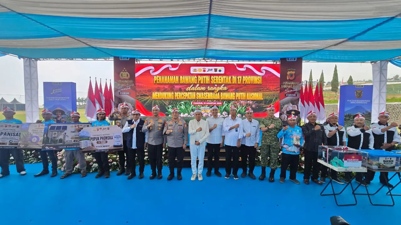 inp-deputy-chief-directs-national-garlic-planting-push-in-cianjur