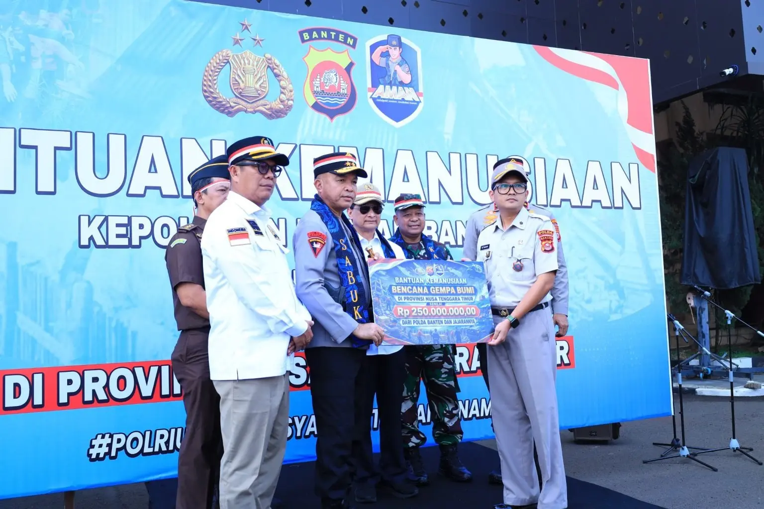 donations-delivered-from-banten-to-ntt-earthquake-victims
