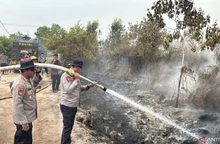 central-kalimantan-police-deploy-borewell-fleet-to-fight-forest-fires