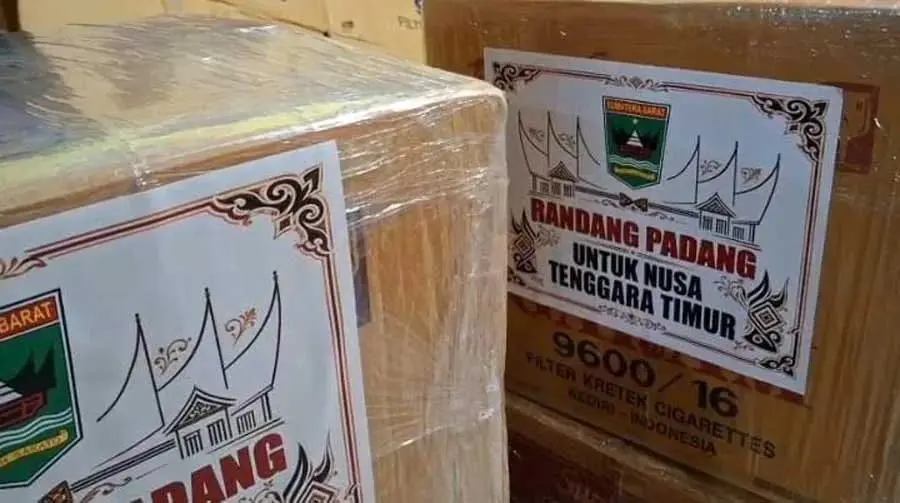 21-tons-of-rendang-delivered-to-ntt-as-food-supply-for-refugees-and-officers