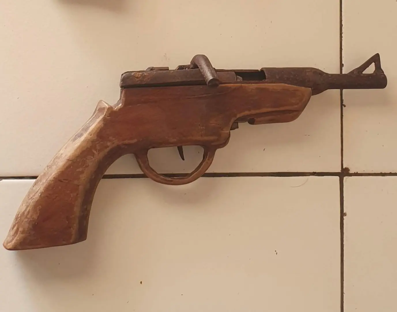 two-handmade-firearms-handed-over-to-the-police-following-public-appeal