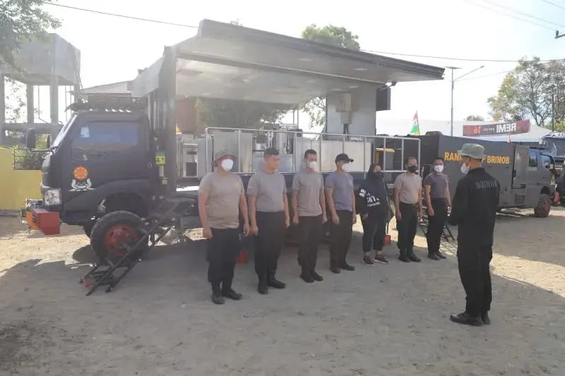 four-field-kitchen-trucks-prepared-following-mount-sinabung-volcanic-activity