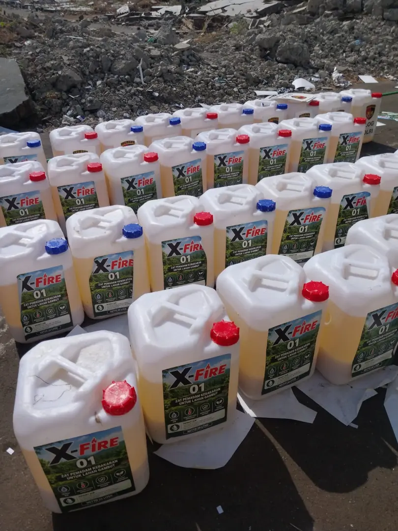 inp-supply-4000-liters-of-x-fire-formula-for-south-sumatra-peatland-wildfires