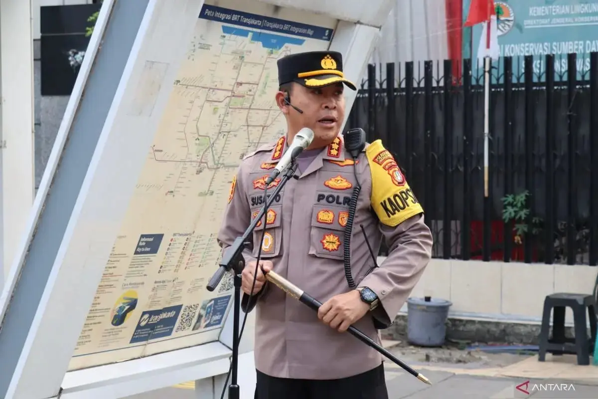 police-deploy-760-officers-to-secure-jakarta-demonstrations-amid-volcanic-ashfall