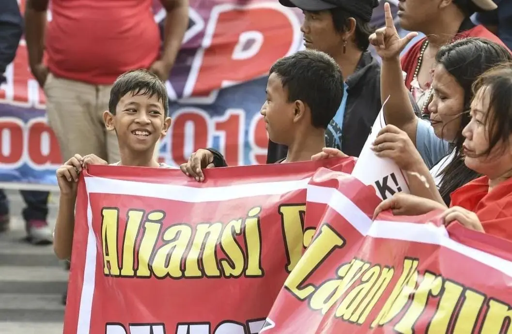 metro-jaya-police-launches-school-education-program-to-prevent-juvenile-rioting
