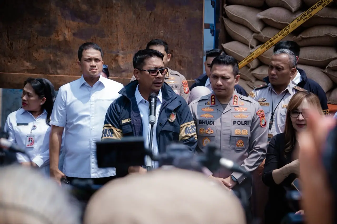 4985-illegal-imports-of-peanuts-secured-police-to-trace-down-the-distribution-channels