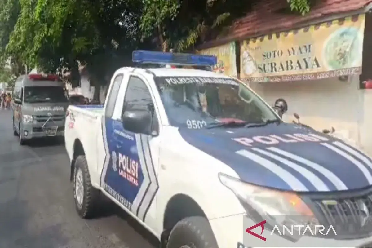 Victims of KM Virgo Transport 8 Escorted by the Police to the Funeral Home