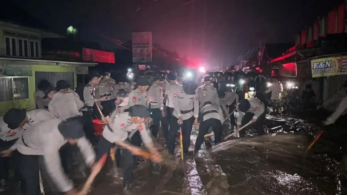 flash-flood-hit-solok-joint-authorities-deployed-for-search-and-rescue-operation