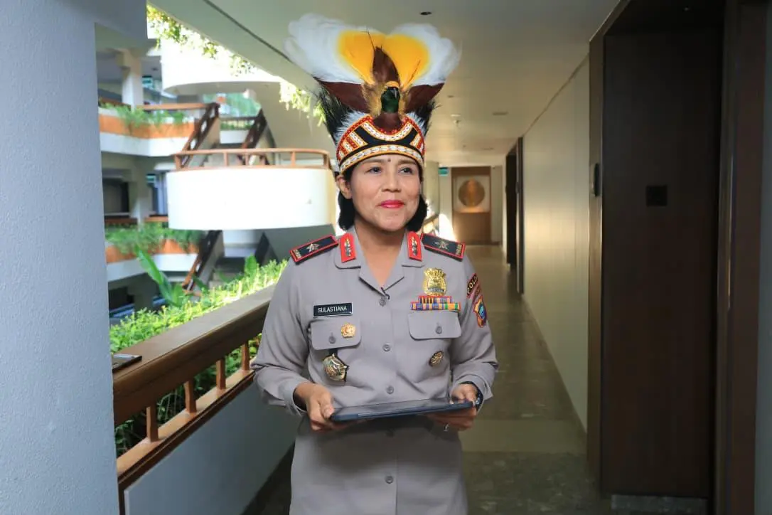 West Papua Police Deputy Chief Shares Leadership Insights at International Conference