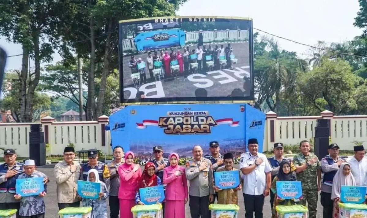 West Java Police Chief Inaugorates Four New Facilities at Bogor Police HQ