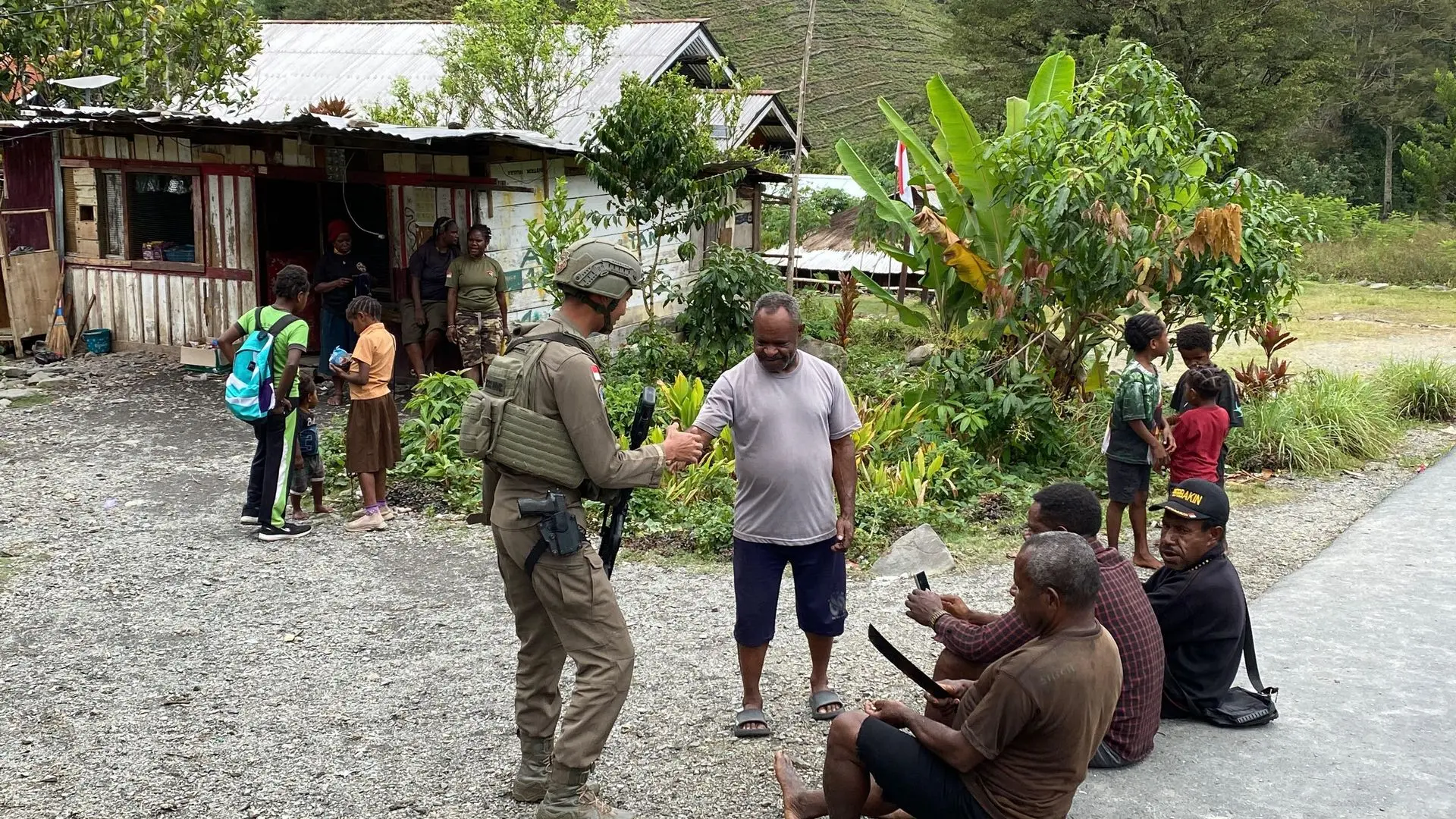 Damai Cartenz Task Force Deploys Humanist Foot Patrols in Muara District