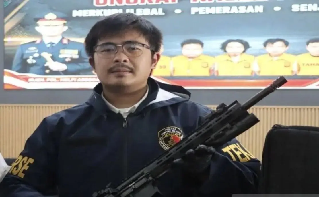 lampung-police-arrest-two-suspects-in-ar-15-firearm-investigation